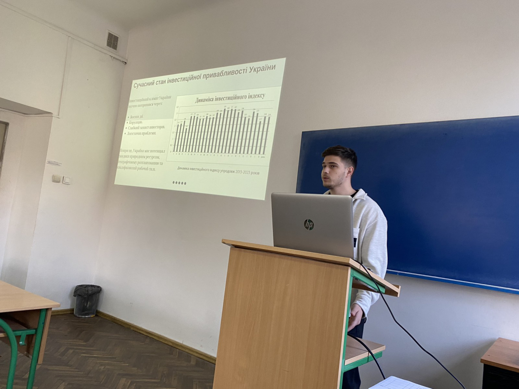 Фото із захисту робіт