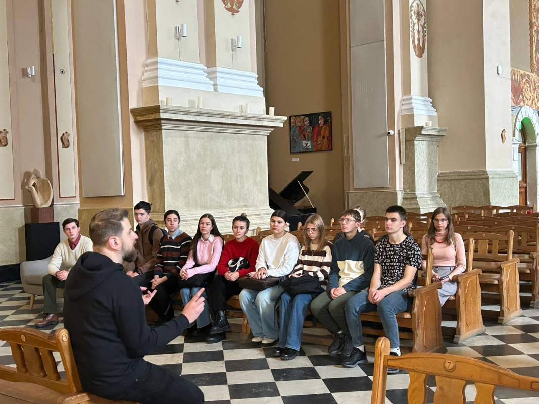 Фото з відвідин органного залу