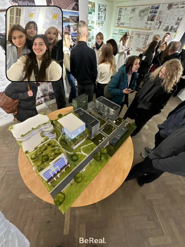 Фото з виставки