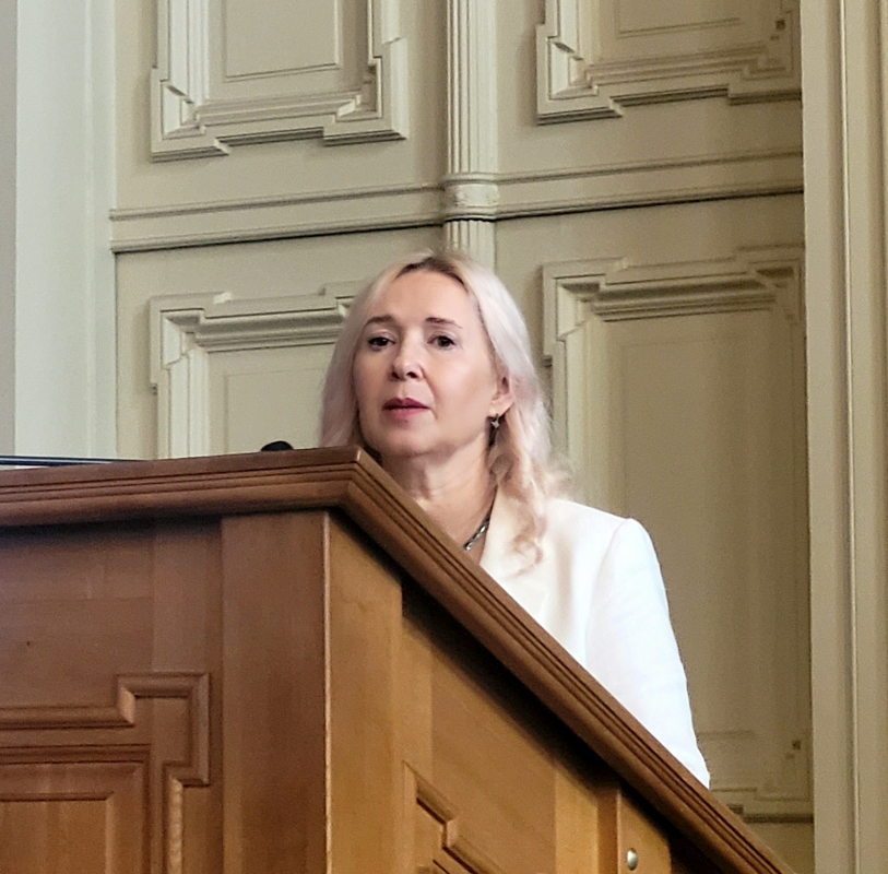 Фото із вручення дипломів