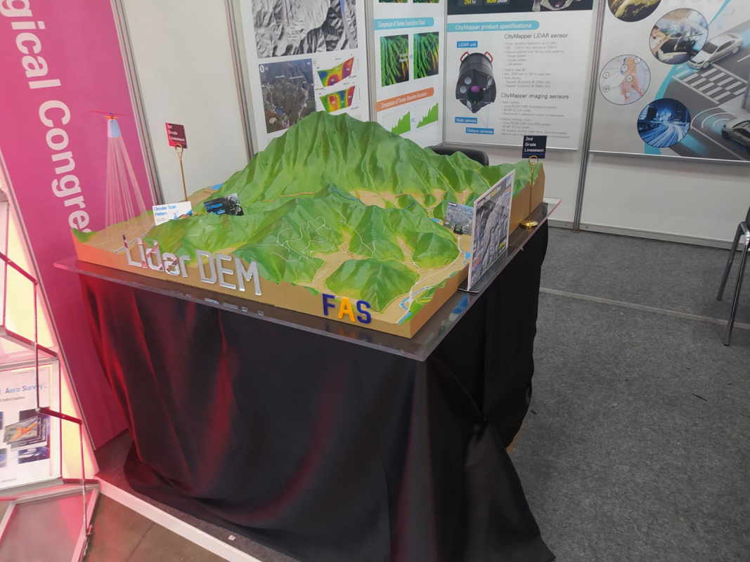 Фото з конференції