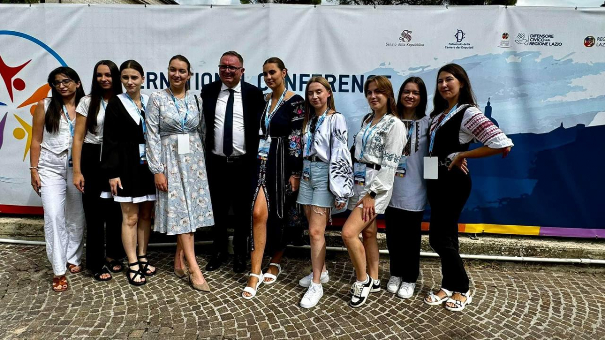 Фото з конференції