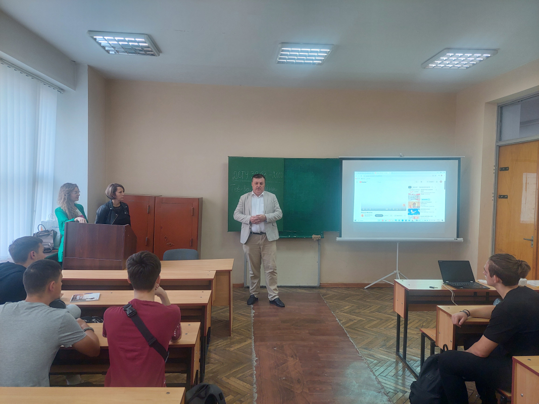 Фото із зустрічі у Львівській політехніці