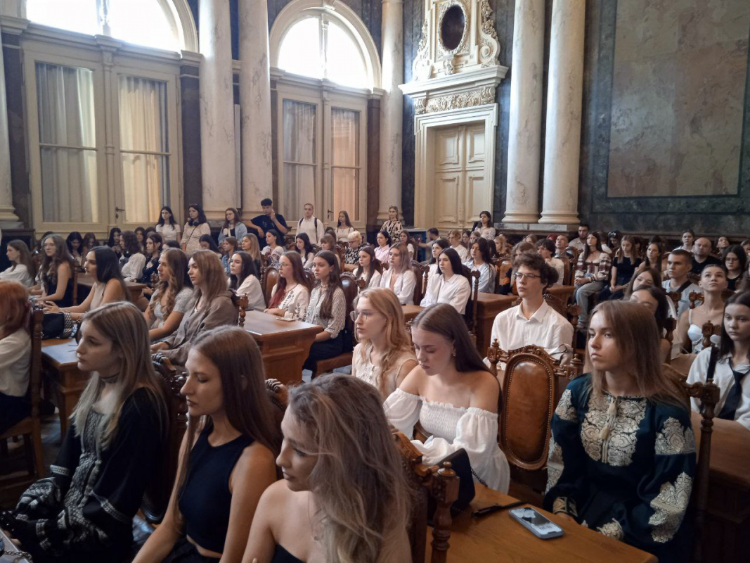 Фото з урочистої посвяти