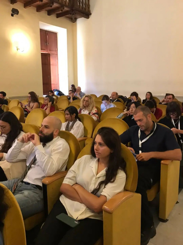 Фото з конференції