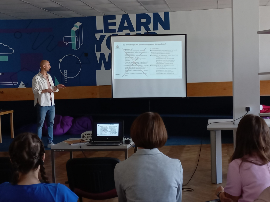 Фото із зустрічі у Львівській політехніці