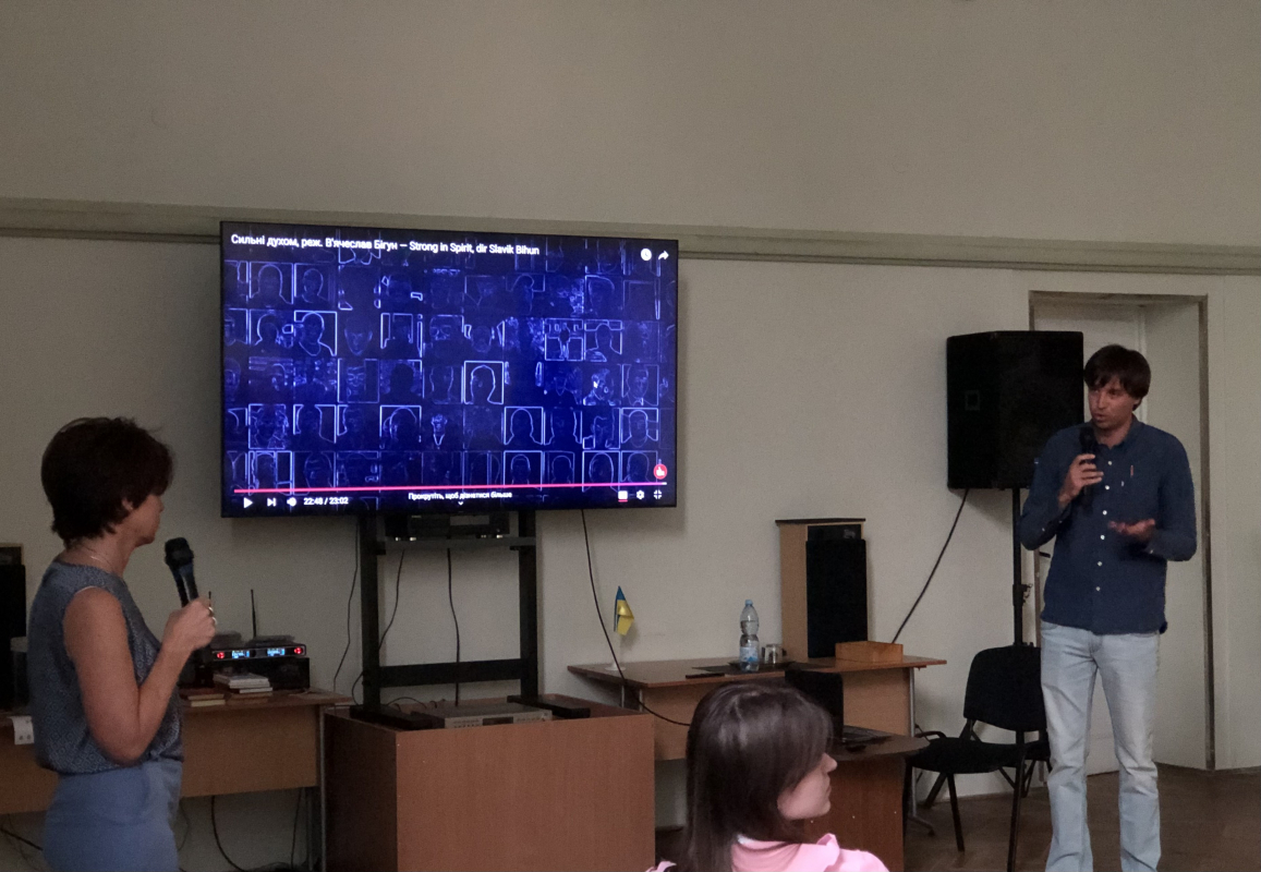 Фото із зустрічі в НТБ