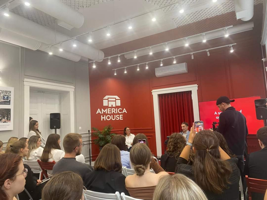 Фото із зустрічі