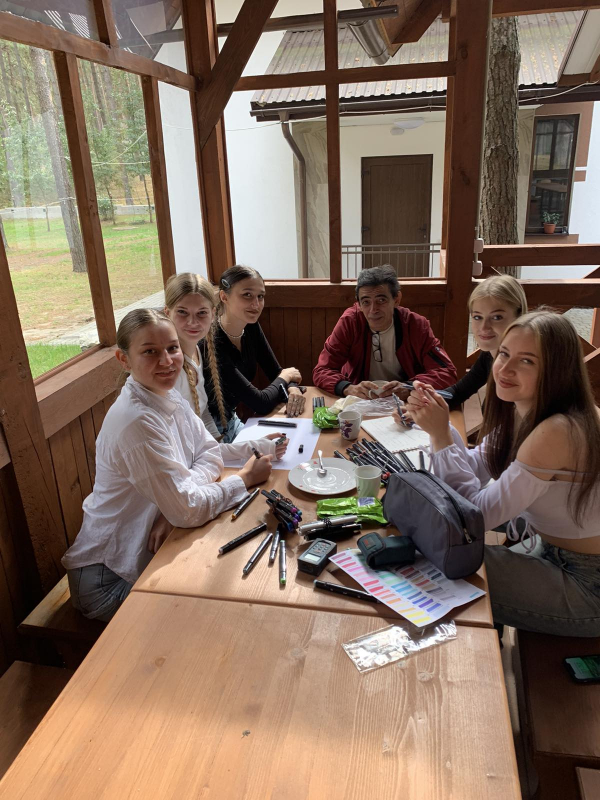 Фото з роботи над проєктом