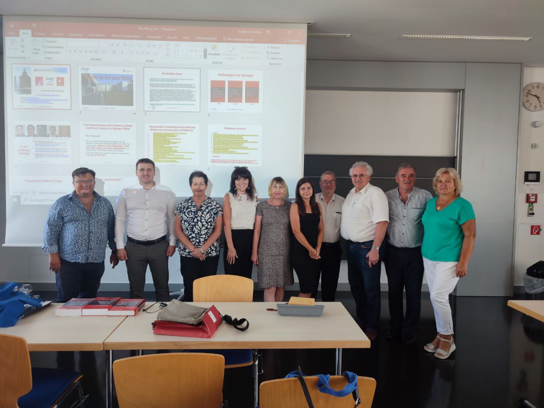 Фото із заходу в Німеччині