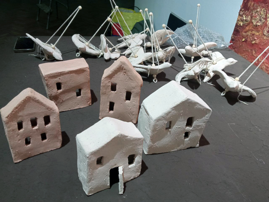 Фото з підготовки до виставки