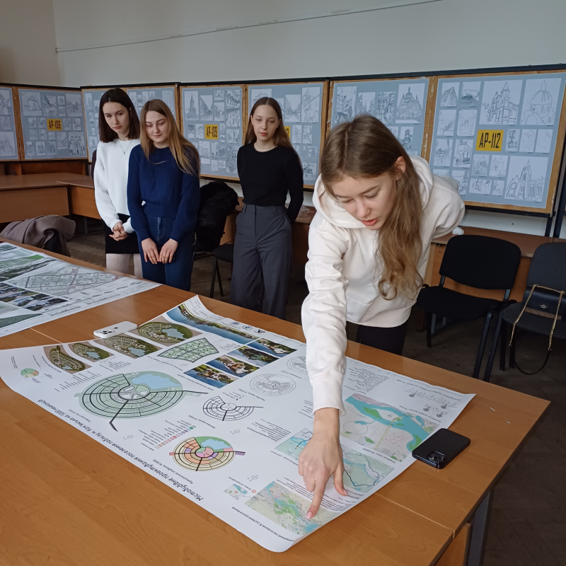 Фото із захисту робіт