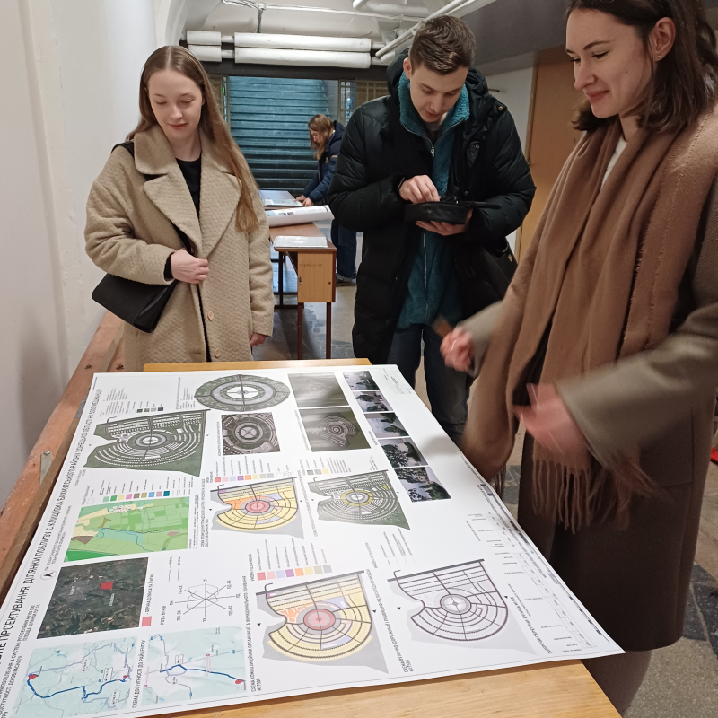 Фото із захисту робіт