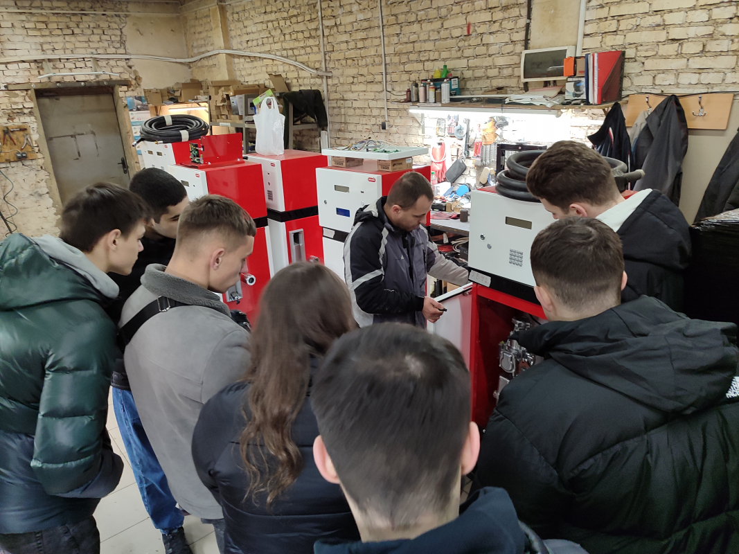 Фото з відвідин підприємства