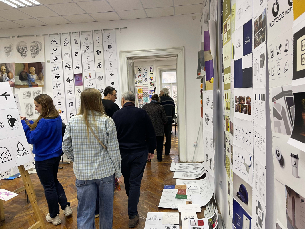 Фото з виставки