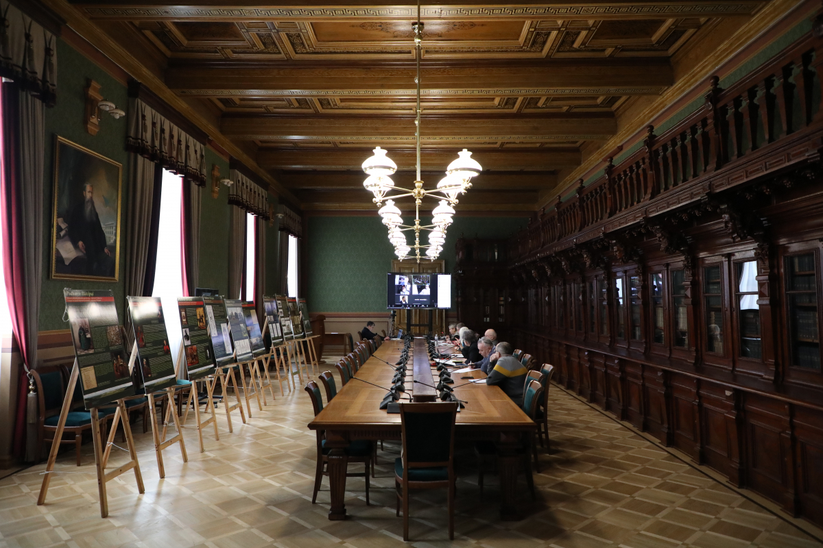 Фото із засідання