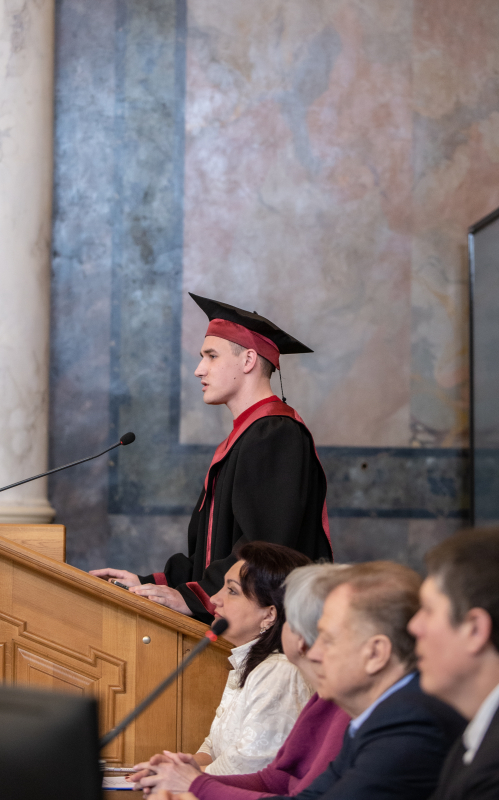 Фото із вручення дипломів