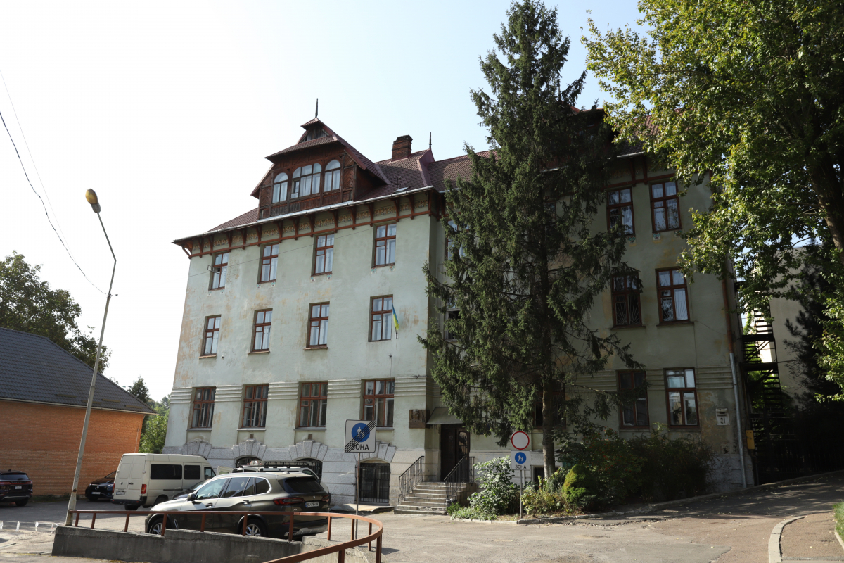 Корпус ІПМТ