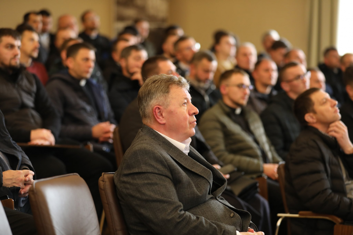 Фото з лекції