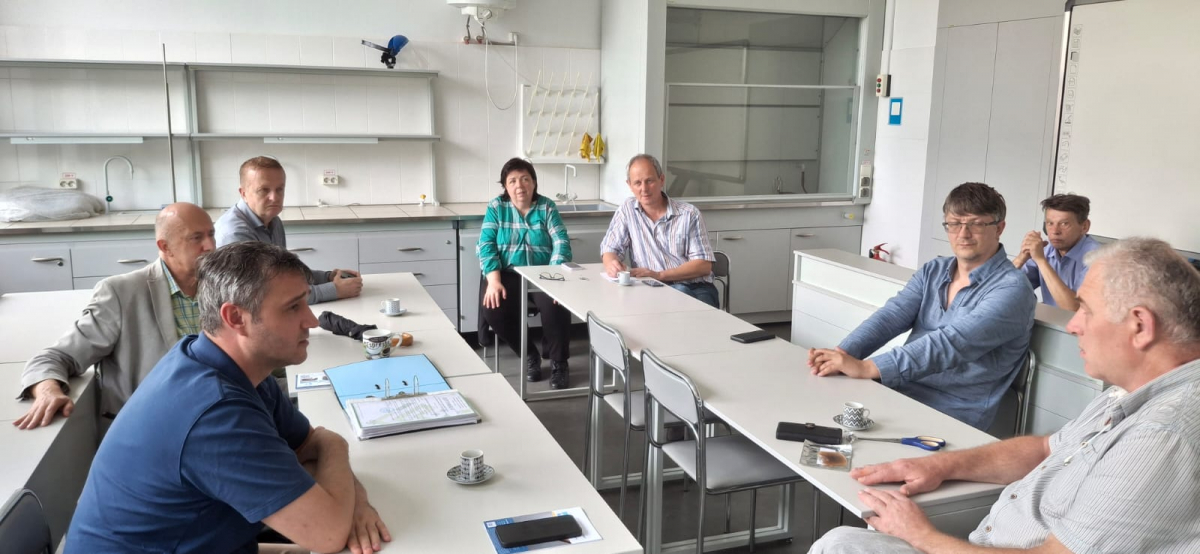 Фото із круглого столу