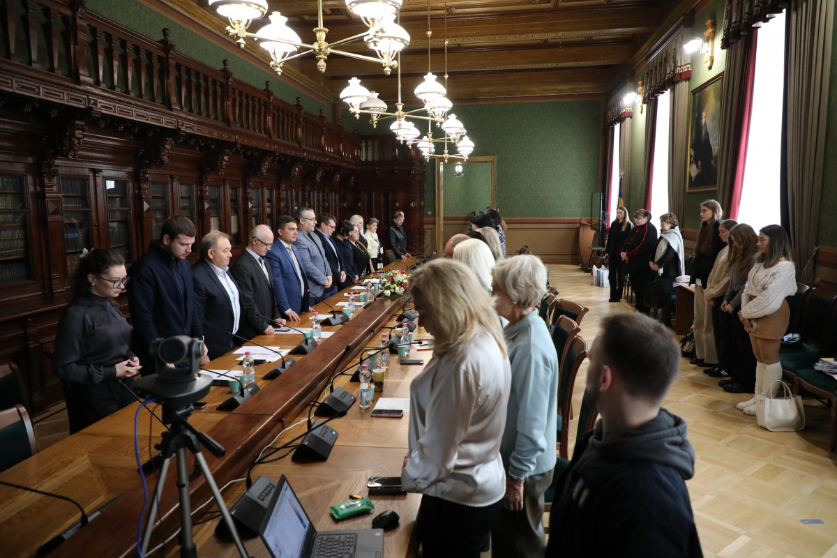 Фото із симпозіуму