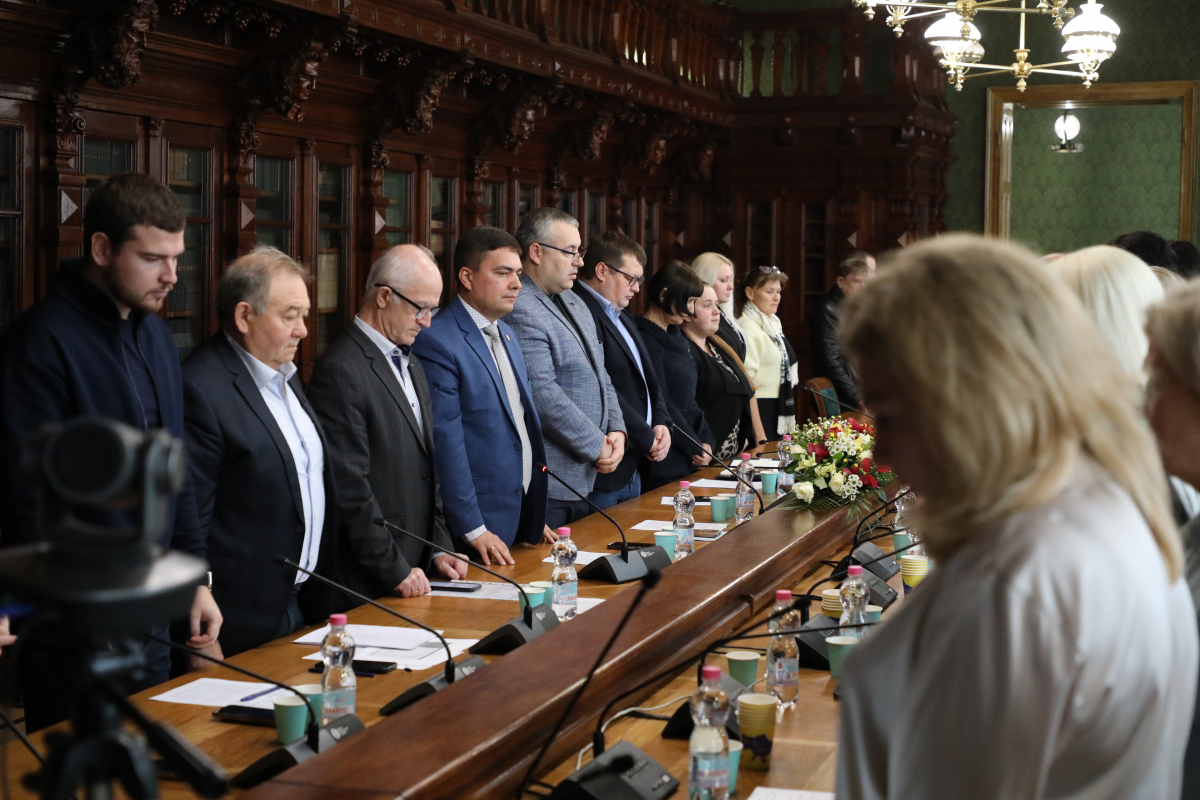 Фото із симпозіуму