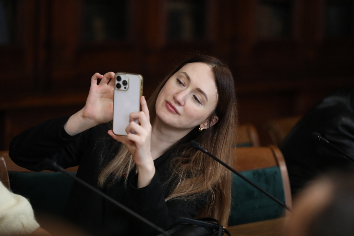 Фото із симпозіуму