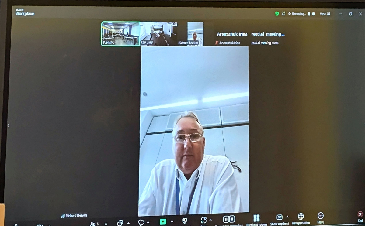 Фото із заходу проєкту