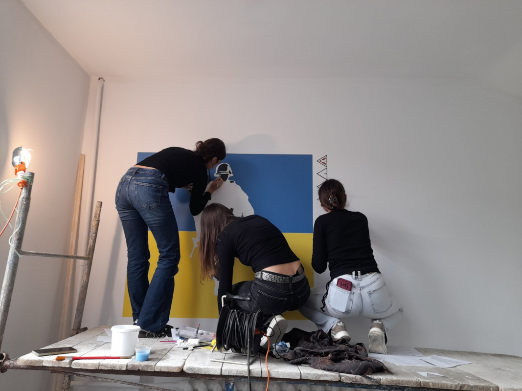 Фото з роботи над Стіною пам’яті