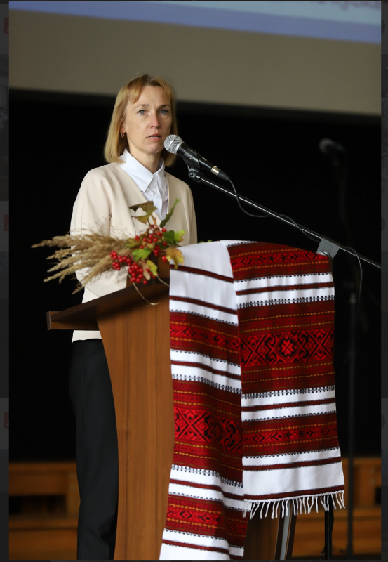 Фото з урочистої академії