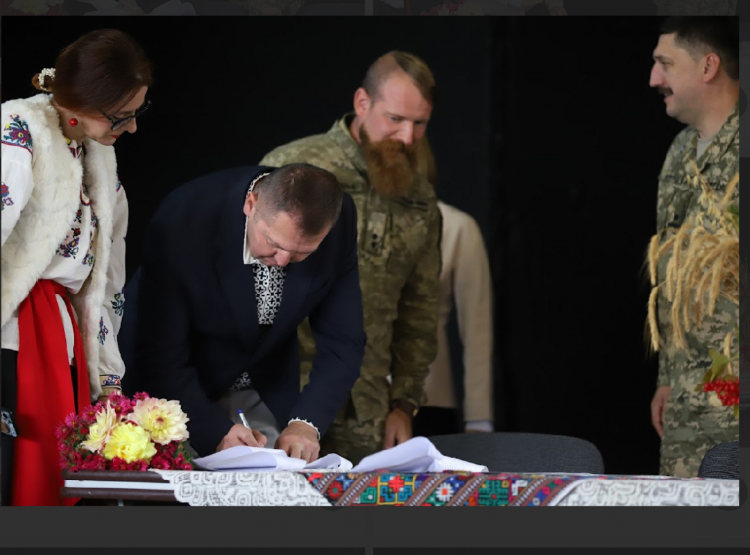 Фото з урочистої академії