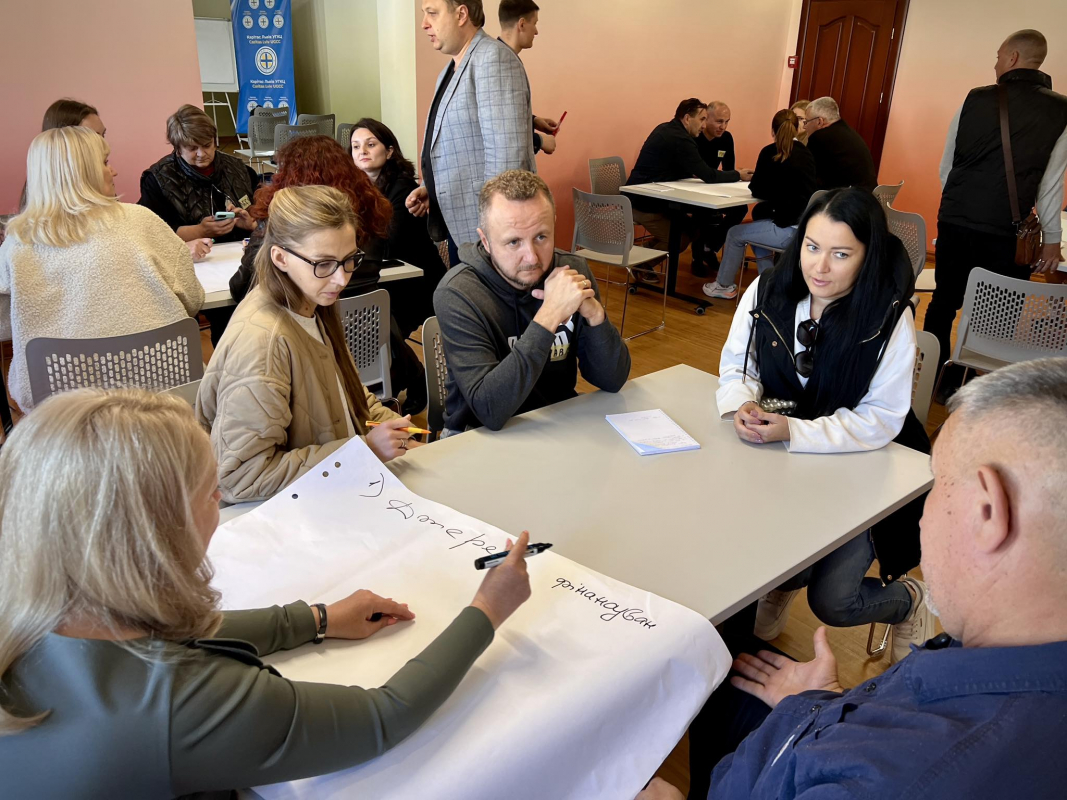 Фото із заходу проєкту