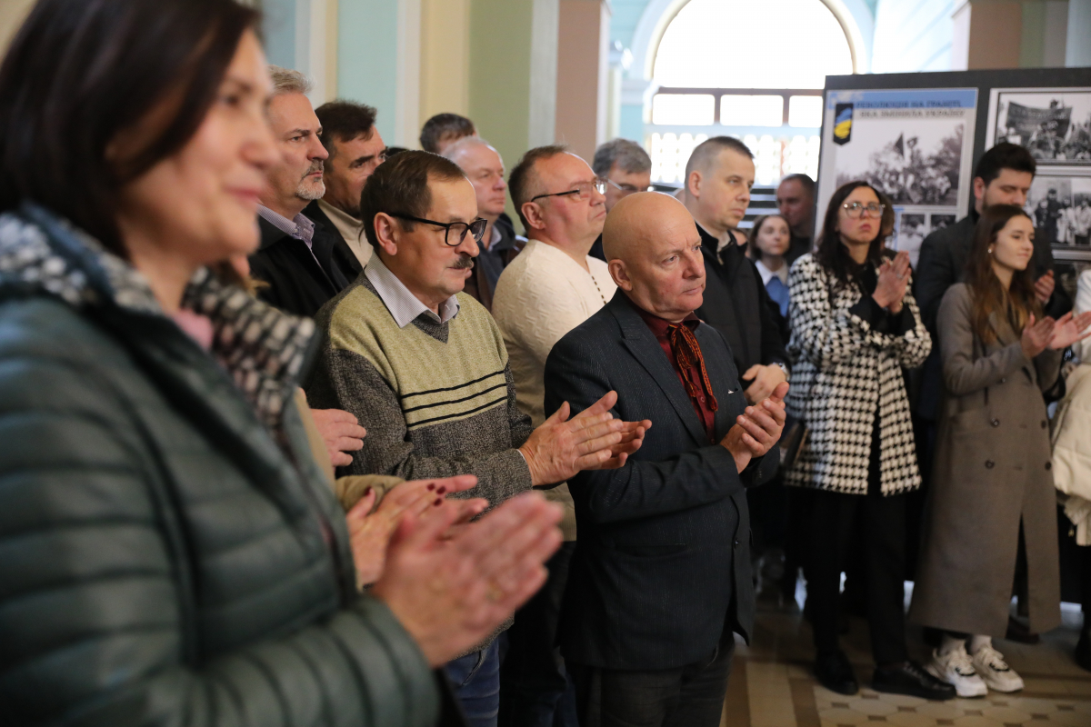 Фото з відкриття виставки