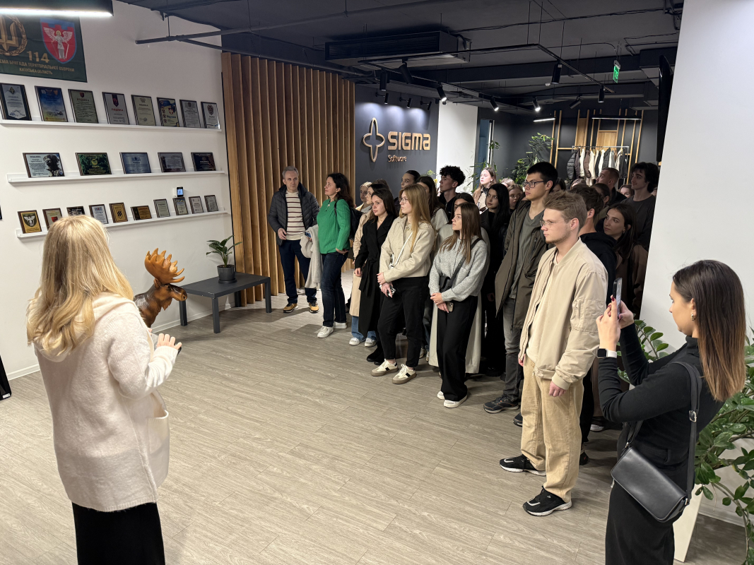 Фото з відвідин компанії