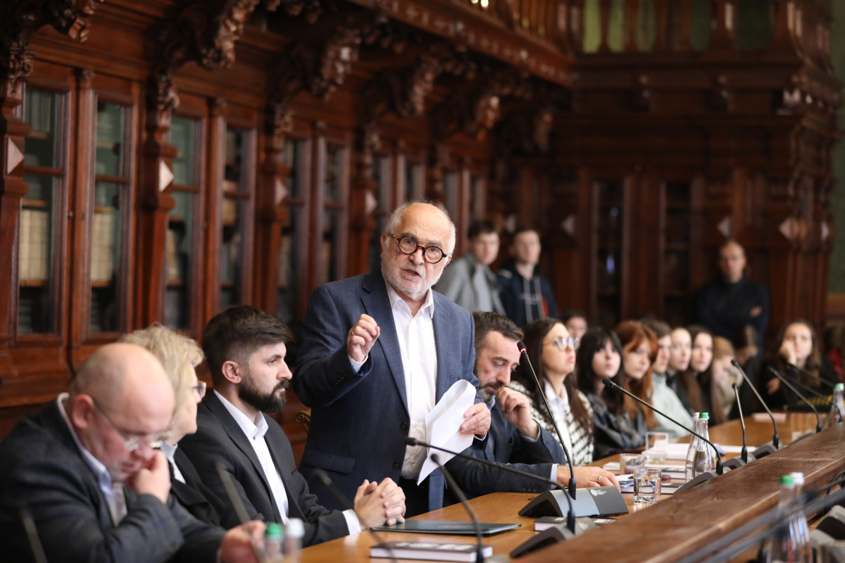 Фото з лекції