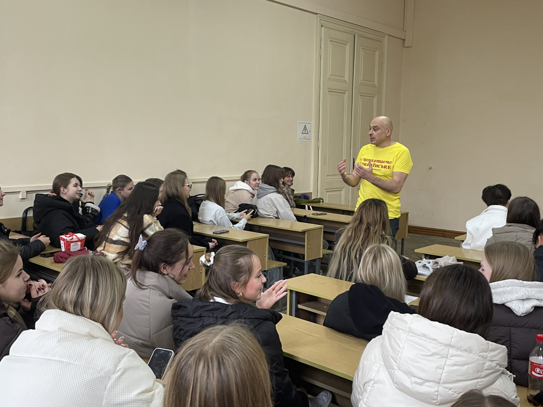 Фото із зустрічі на кафедрі туризму