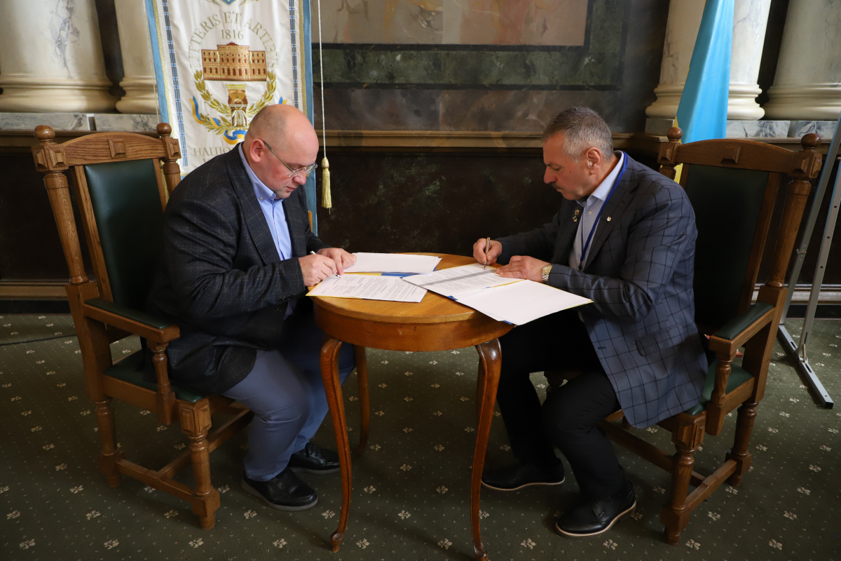 Фото з урочистостей у Львівській політехніці