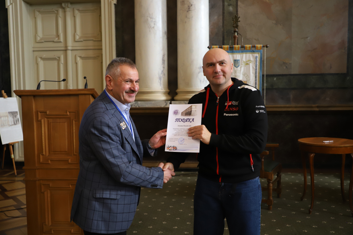 Фото з урочистостей у Львівській політехніці