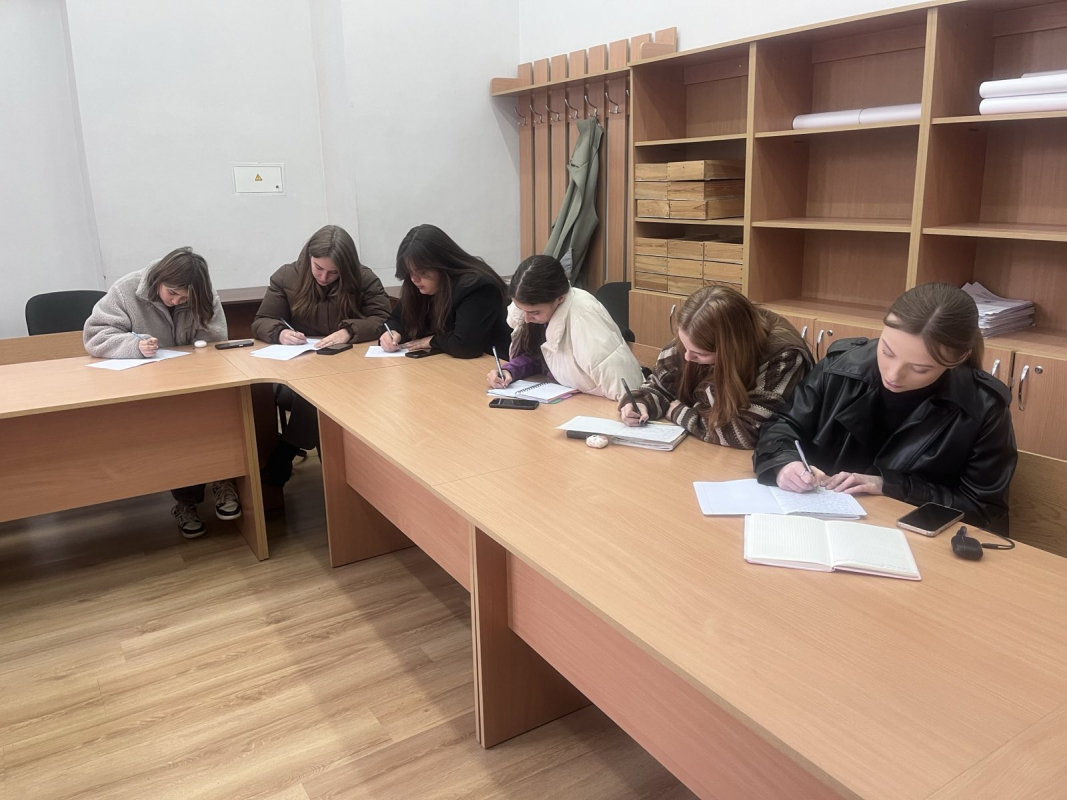 Фото із заходу в НТБ