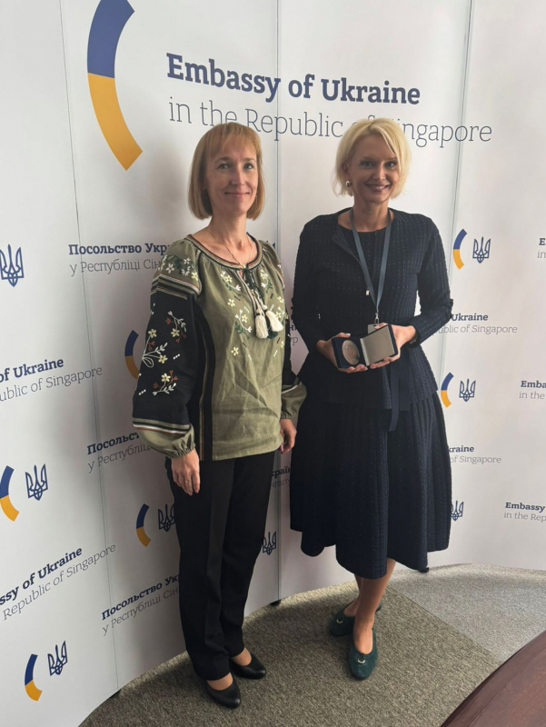 Фото з конференції в Сінгапурі