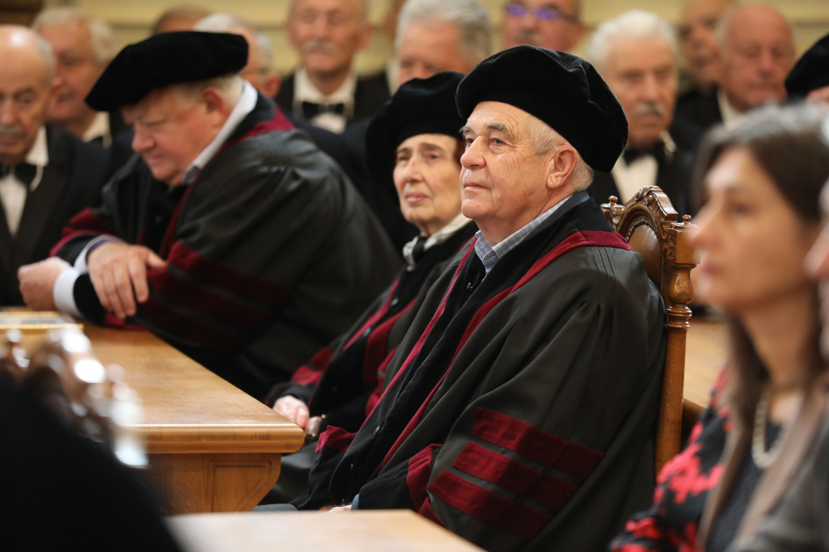 Фото з урочистостей у Львівській політехніці