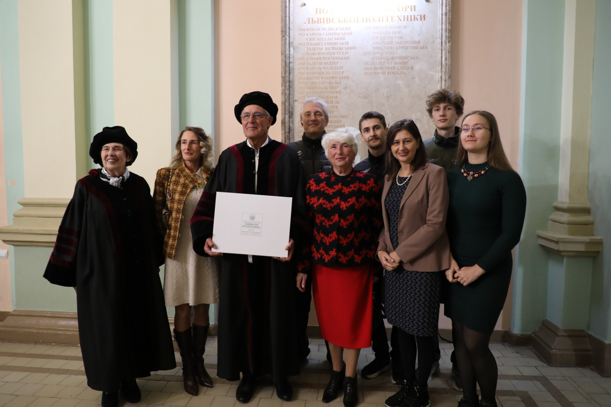 Фото з урочистостей у Львівській політехніці