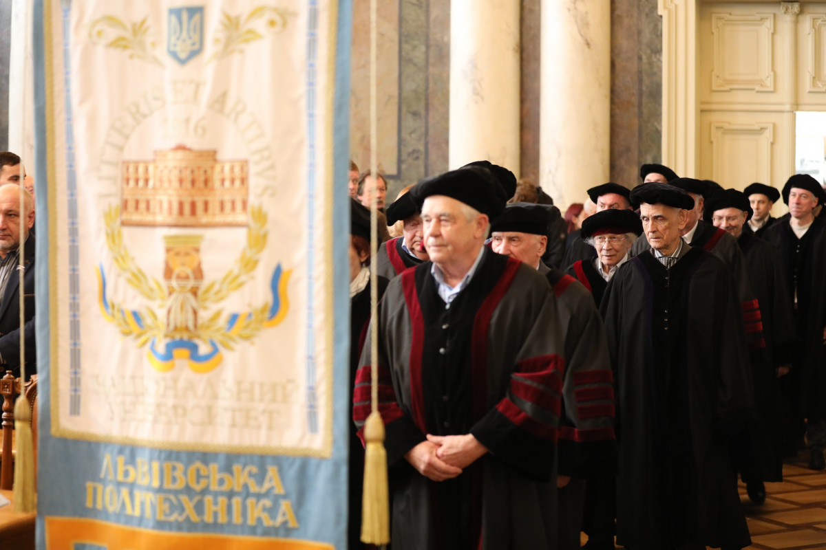 Фото з урочистостей у Львівській політехніці