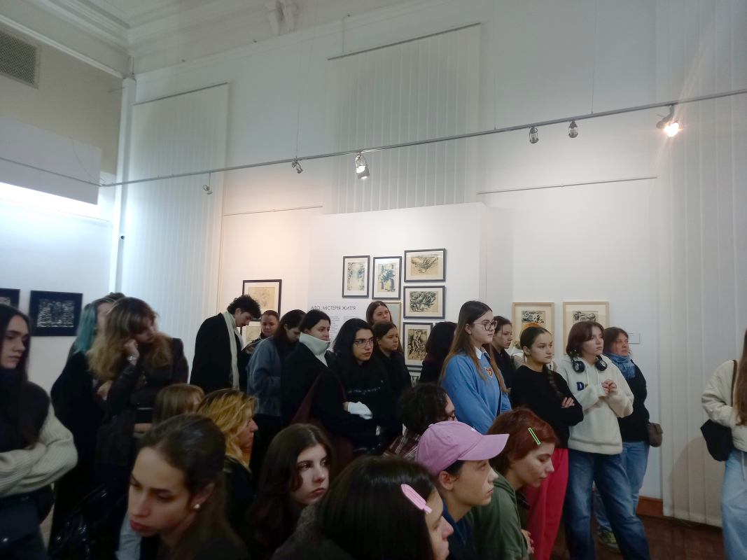 Фото з виставки