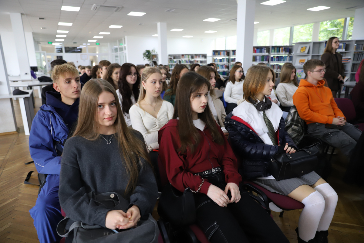 Фото з відкриття курсу