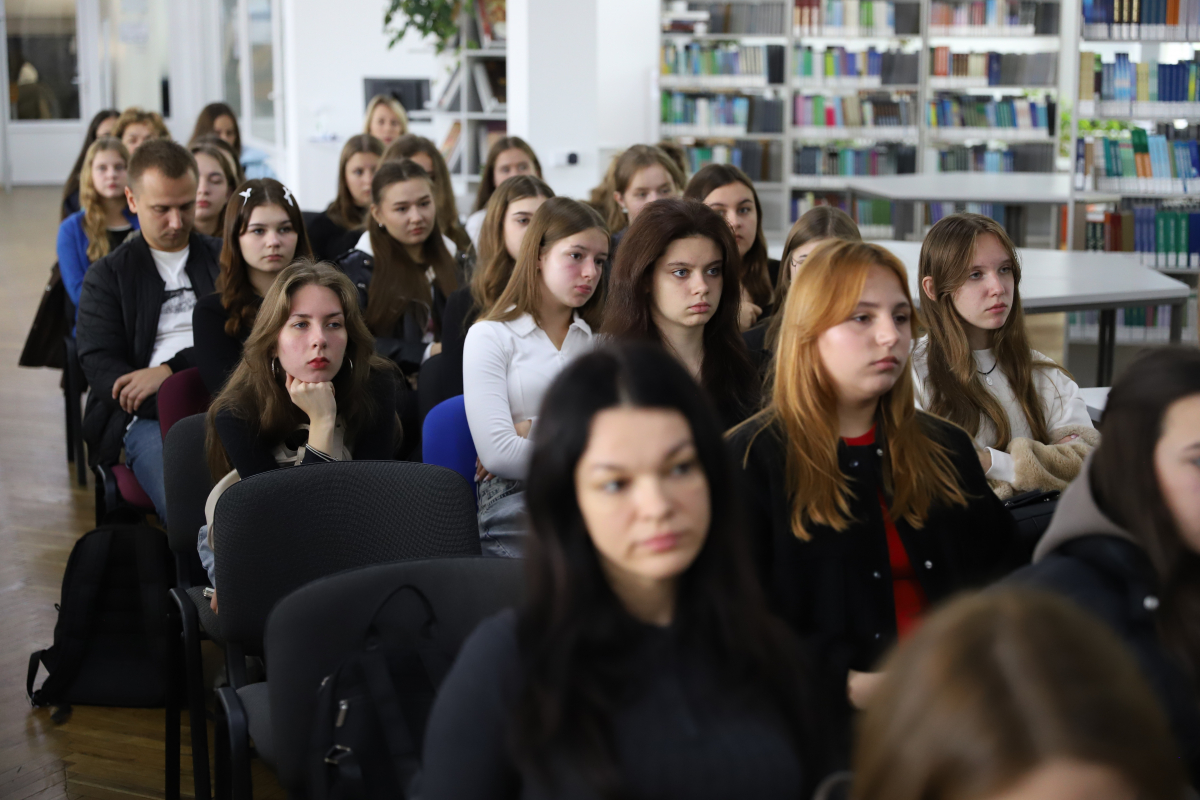 Фото з відкриття курсу