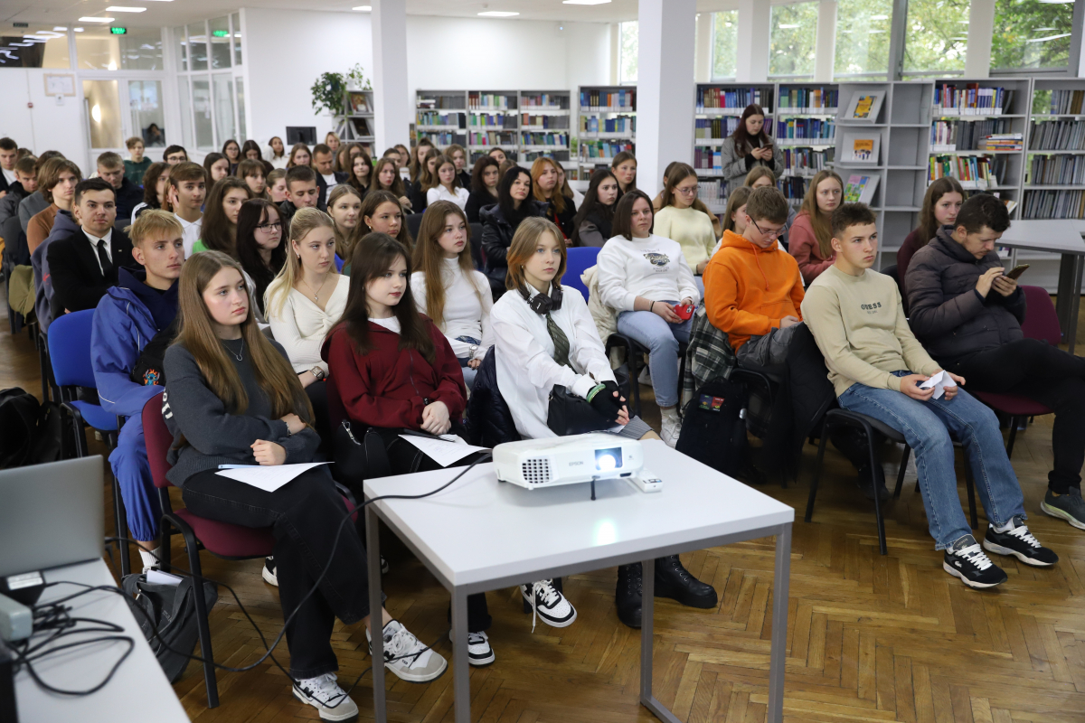 Фото з відкриття курсу