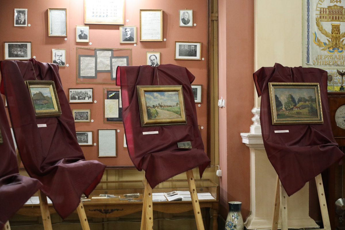 Фото з виставки у Львівській політехніці