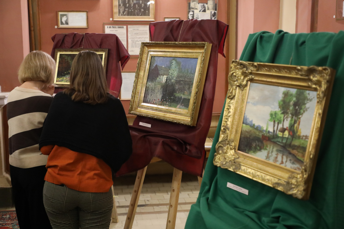 Фото з виставки у Львівській політехніці