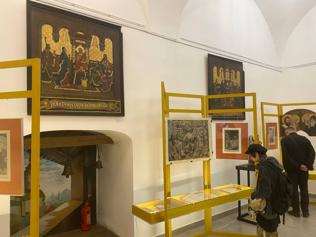 Фото з відкриття виставки